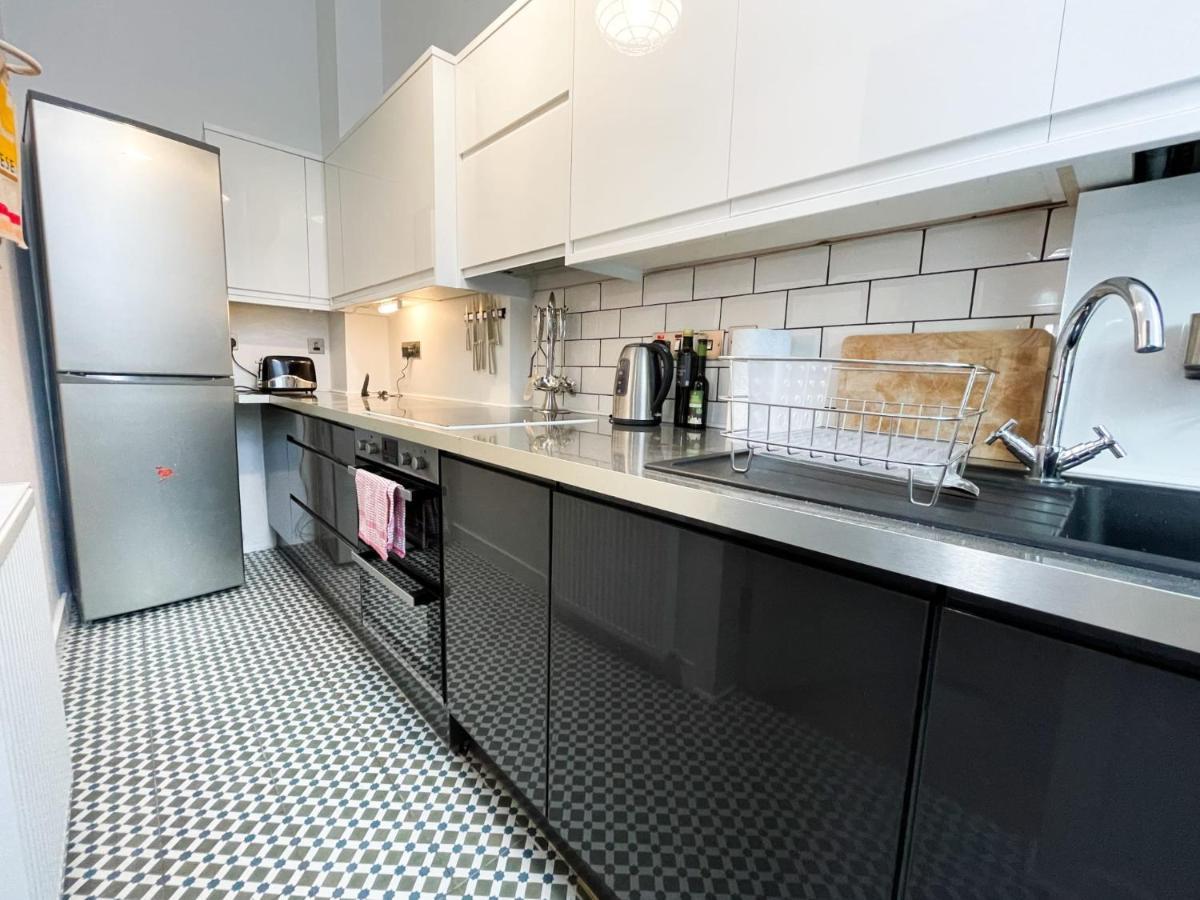 1 Bed Character Filled Glasgow Apartment Exterior foto